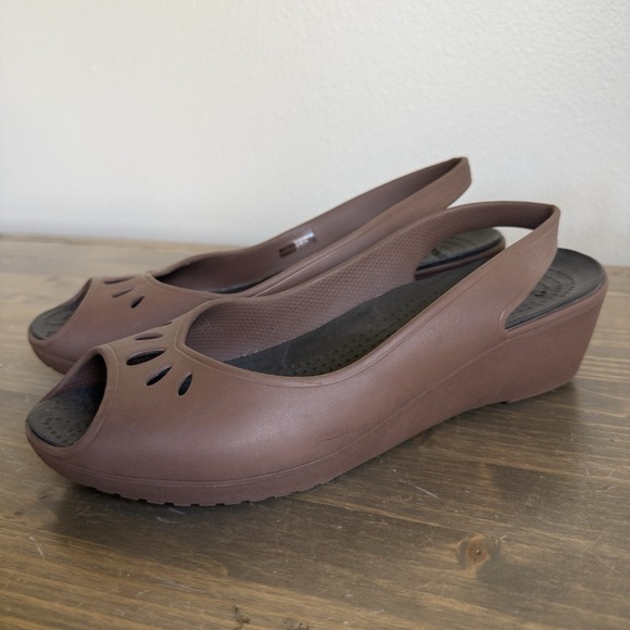 Crocs Women's 9 Brown Mabyn‎ Slingback Peep Toe Mini Wedge Comfort Sandals Shoes - Picture 2 of 9